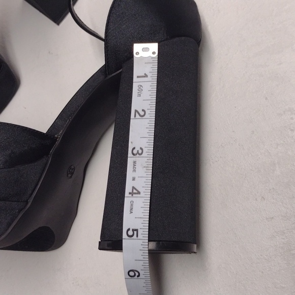 Dream Pairs Black Platform Shoes with High Chunky Heel and Thick Ankle Strap 9.5 - Picture 9 of 11
